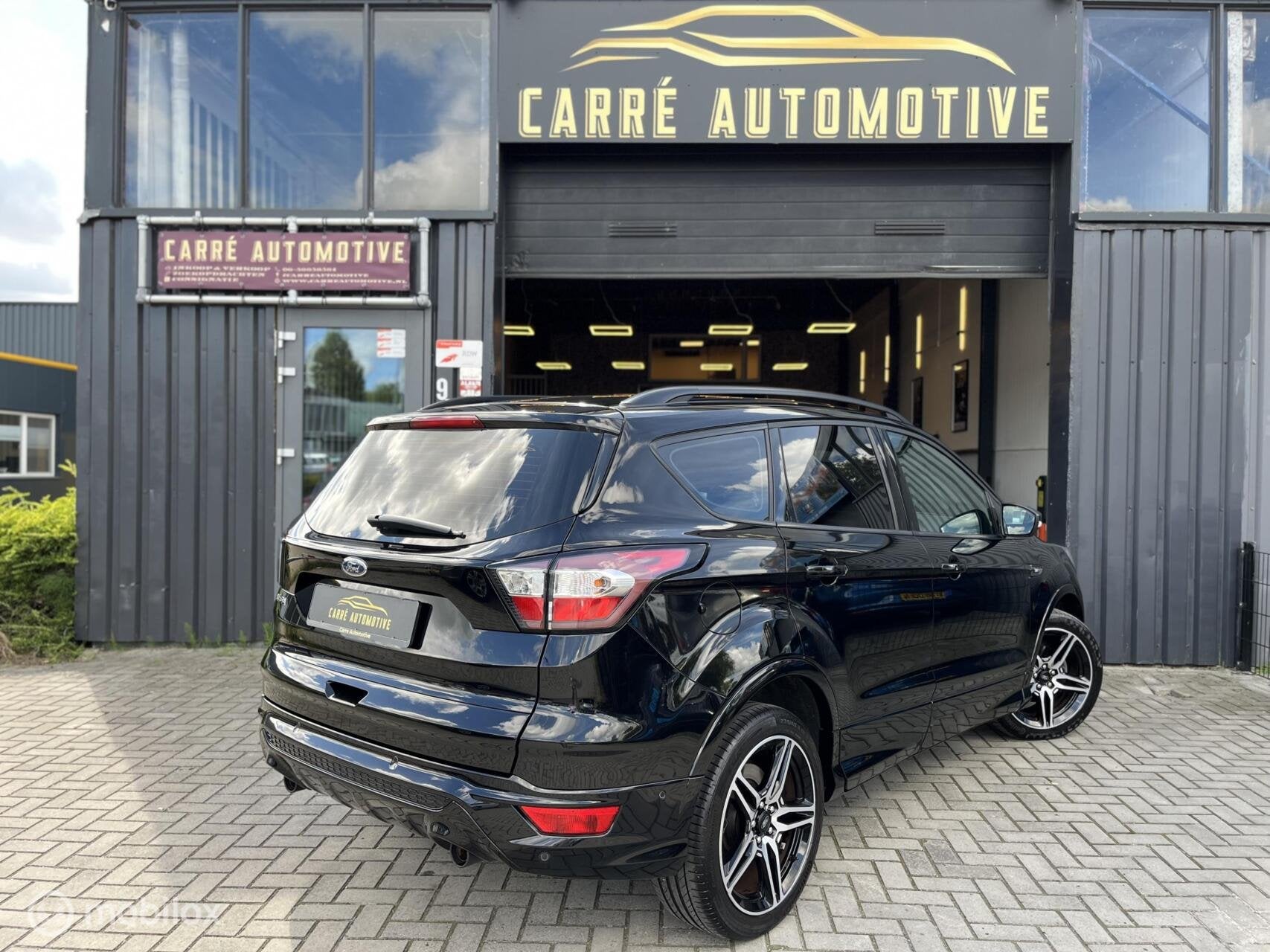 Ford Kuga 1.5 EcoBoost ST Line|Pano|Stoel/Stuurverw.|PDC|Cru, Auto's, Zwart, 4 cilinders, 150 pk, Alcantara
