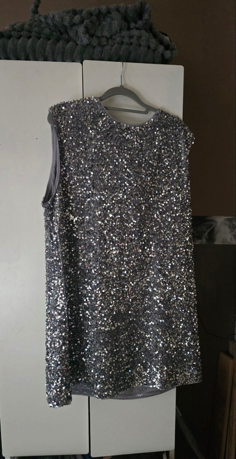 Nieuwe pailletten jurkje met strik maat 3xl 52/54, Ophalen, H&M, Jurk, Nieuw