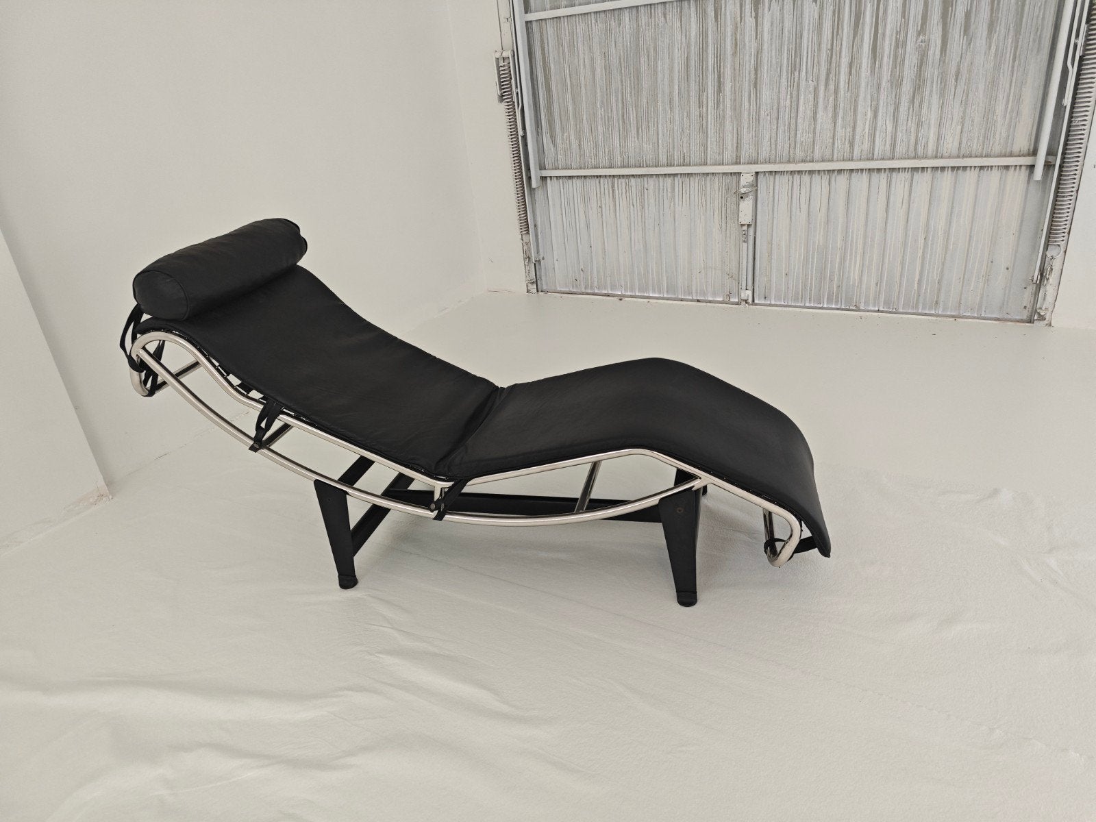 Chaise Longue gebaseerd op de LC4 van Le Corbusier - ZWART!!, Ophalen, Gebruikt, Eenpersoons, Minder dan 150 cm