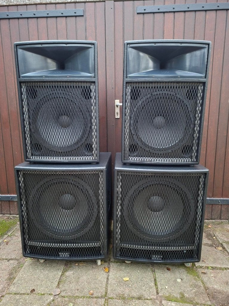 Professionele Master Audio PA geluidsset: 2xTop/2xSub., Ophalen, Gebruikt, 500 tot 1000 watt, P.A.