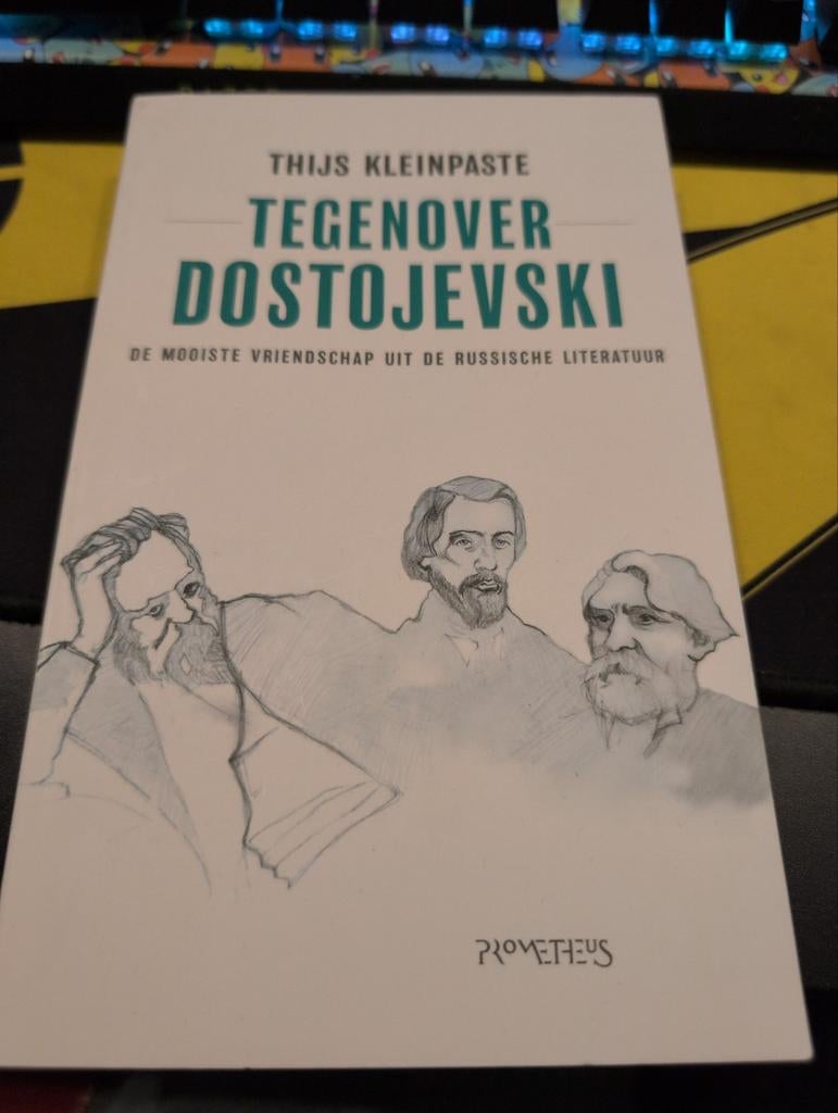 Tegenover Dostojevski - Thijs Kleinpaste, Ophalen of Verzenden, Zo goed als nieuw, Thijs Kleinpaste, Europa overig