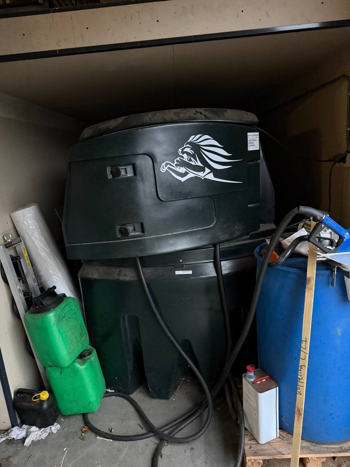 Kingspan Titan dieseltank 2.500 liter dubbelwandig, Ophalen
