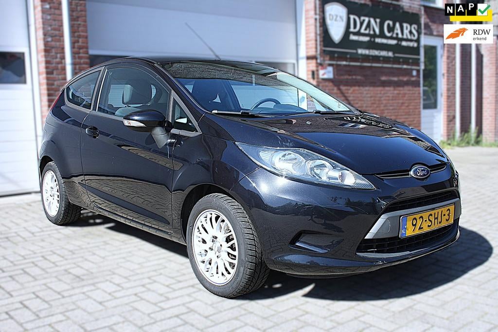 Ford Fiesta 1.25 Trend Airco | 15 inch LM Velgen | Nap | 82, Voorwielaandrijving, Euro 5, 4 cilinders, 82 pk