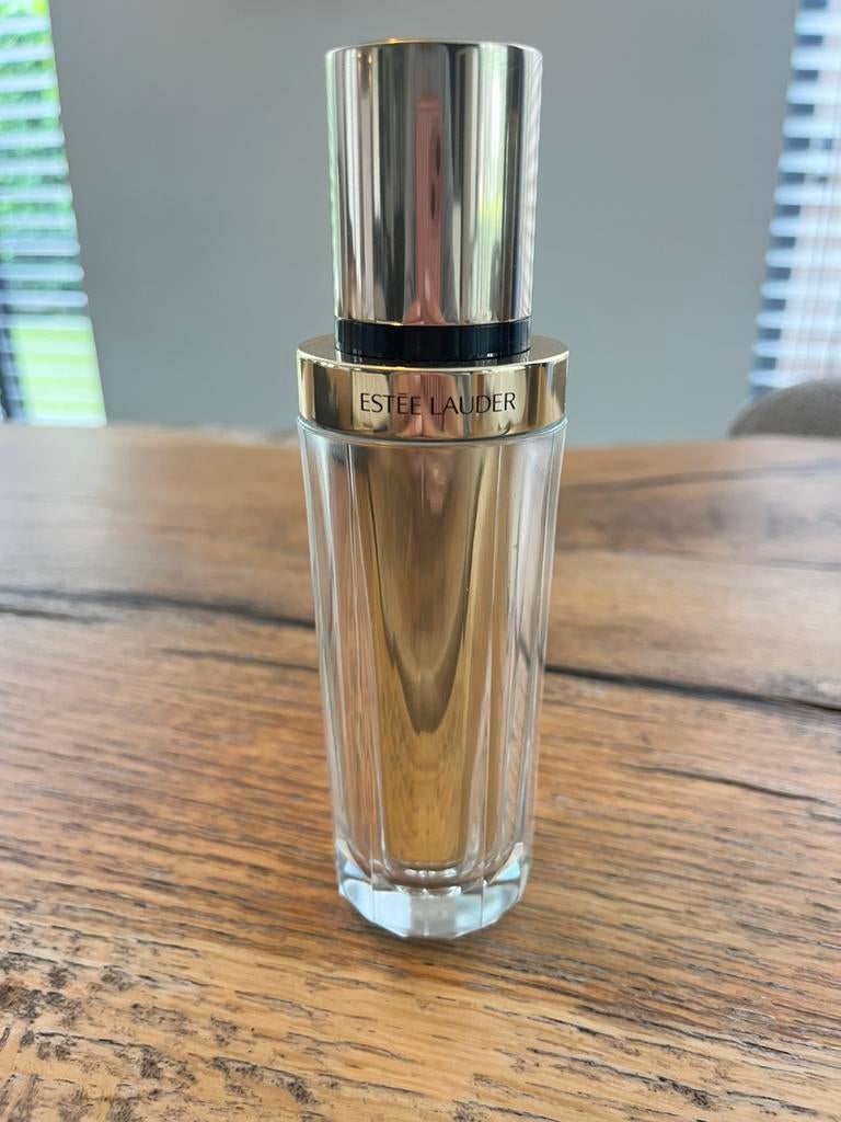 Estee Lauder Re-Nutriv ultimate diamond brilliance serum, Ophalen of Verzenden, Nieuw, Gehele gezicht, Verzorging