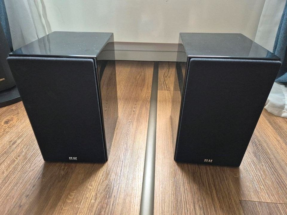 Elac BS 243.3 luidsprekers