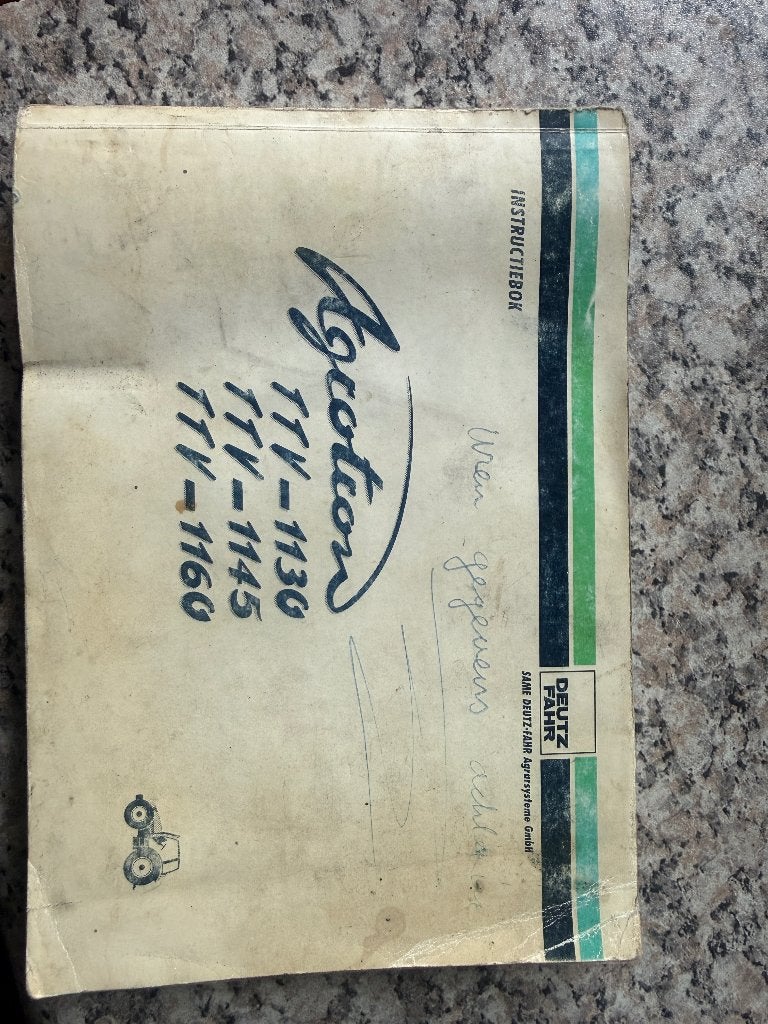Instructie boek deutz ttv1130 1145/, Ophalen of Verzenden, Gelezen, Catalogus