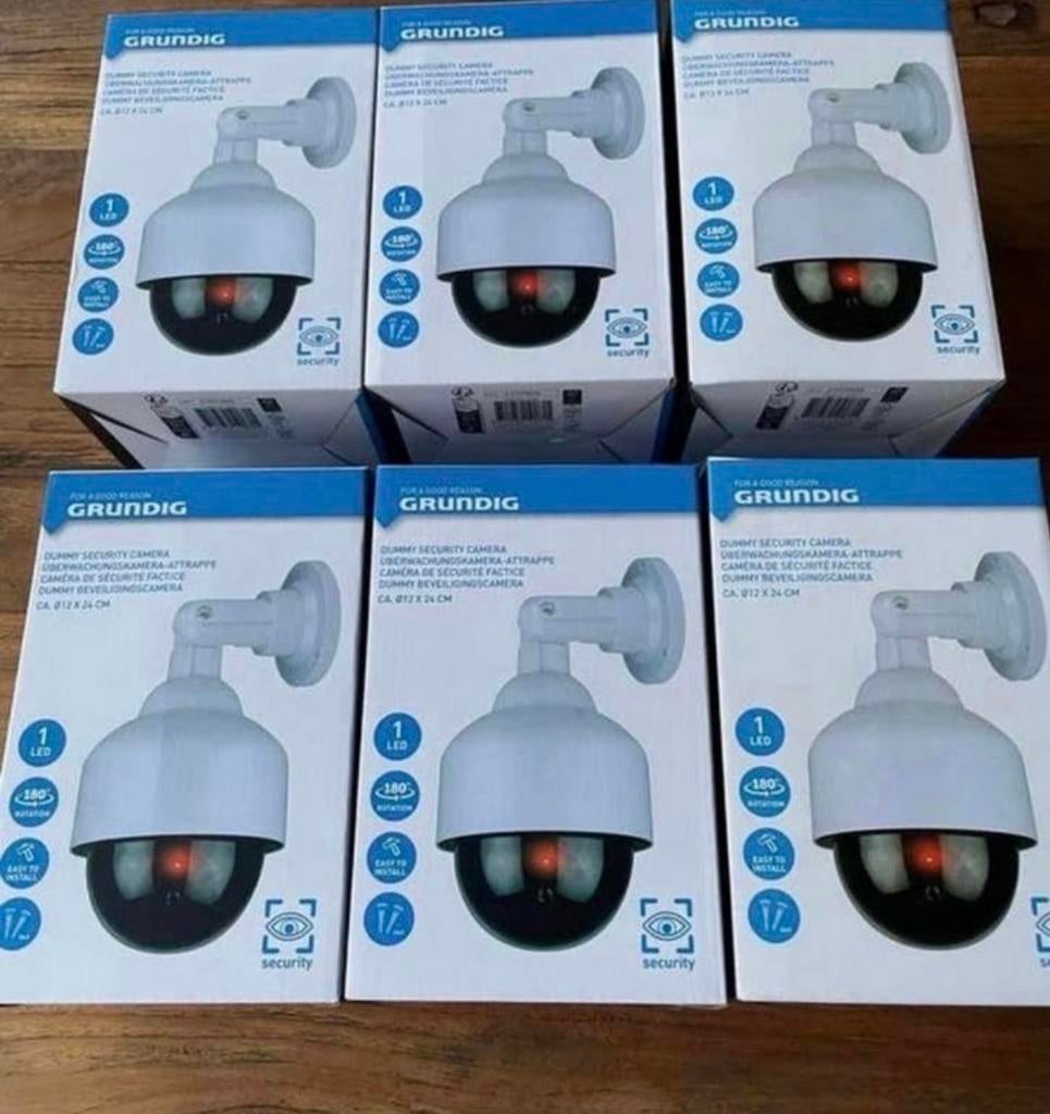 Grundig Dummy Beveiligingscamera met LED - Nieuw in doos, Ophalen of Verzenden, Zo goed als nieuw, Buitencamera
