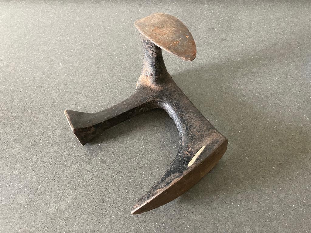 Antieke zware gietijzeren schoenleest (no. 4), Antiek en Kunst, Antiek | Gereedschap en Instrumenten, Ophalen of Verzenden