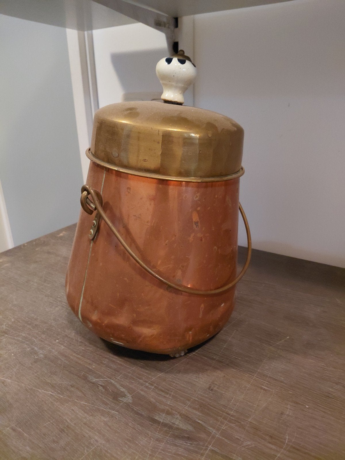 Antieke koperen emmer met messing deksel, Antiek en Kunst, Ophalen of Verzenden