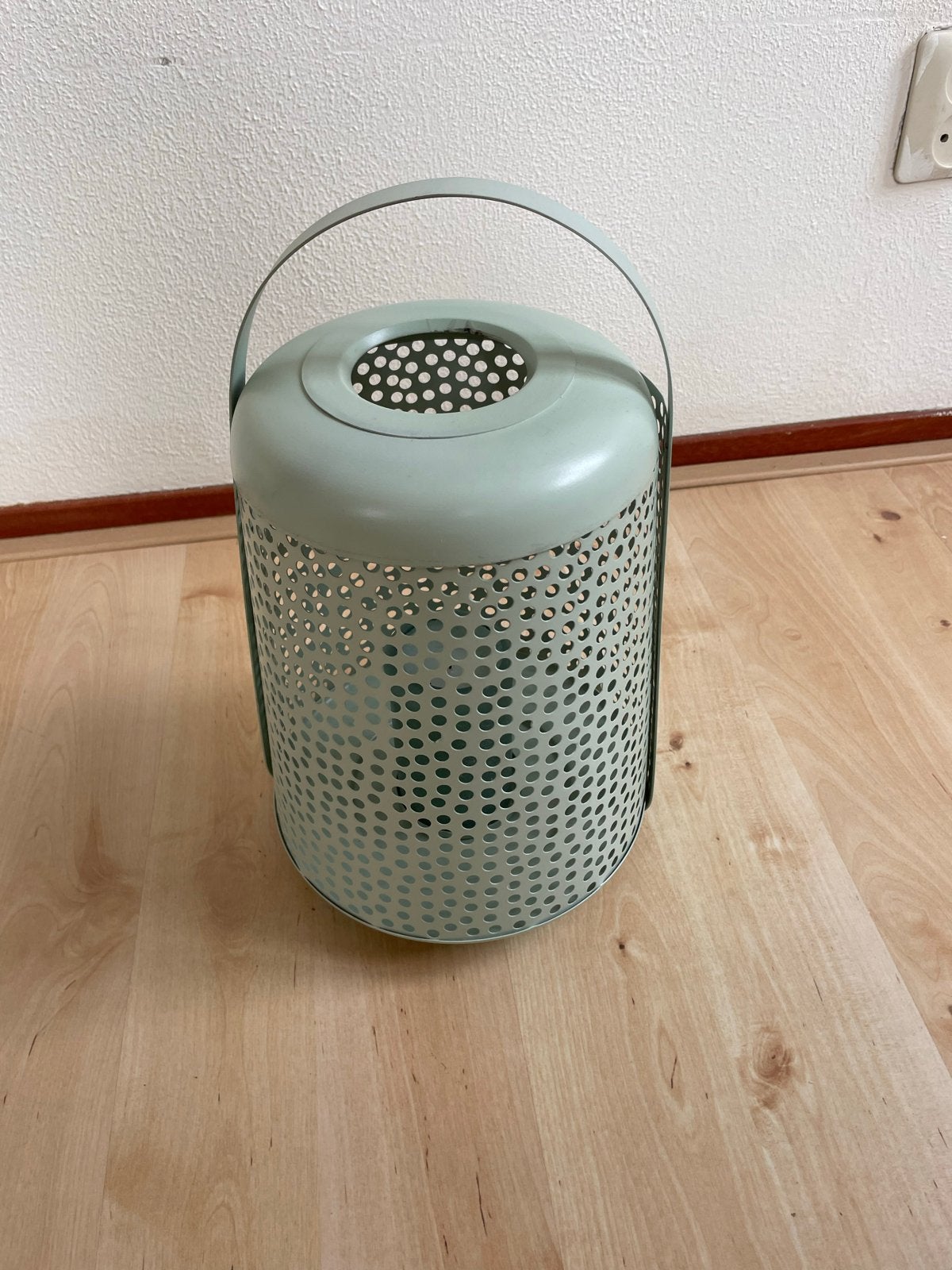 Stijlvolle mintgroene metalen lantaarn, Ophalen, Groen, Zo goed als nieuw, Metaal