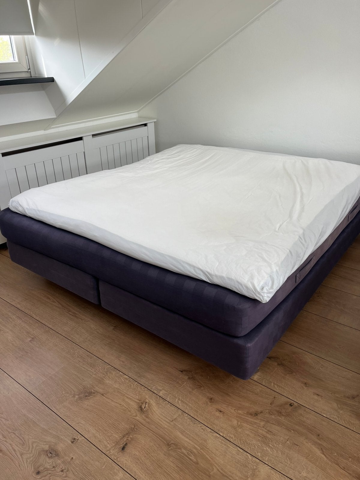 Hastens boxspring en topper, Huis en Inrichting, Slaapkamer | Boxsprings, Ophalen, Gebruikt, Blauw, Tweepersoons