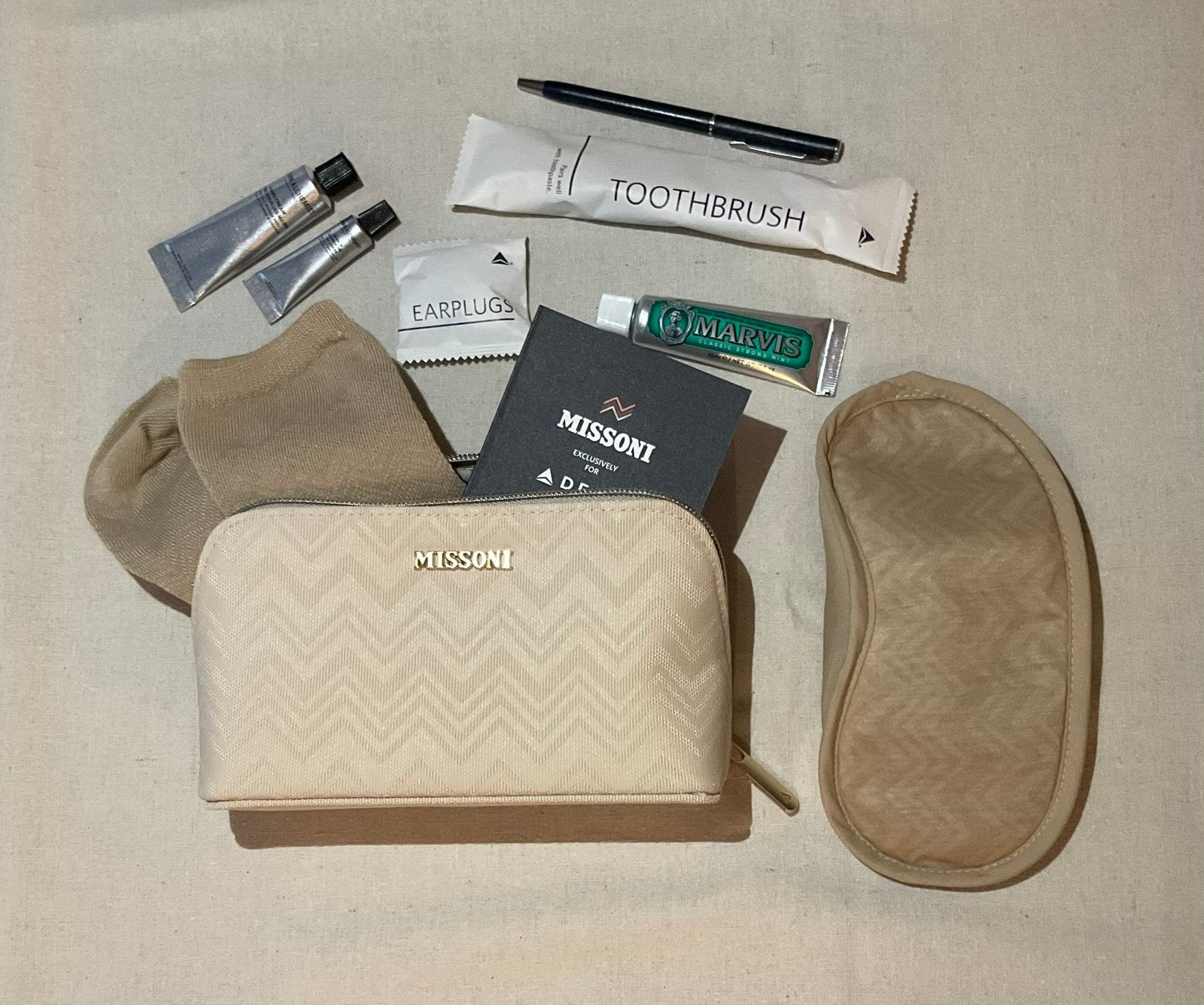 Missoni case met inhoud, Sieraden, Tassen en Uiterlijk, Toilettassen, Ophalen of Verzenden, Nieuw, Beige, Heer of Dame