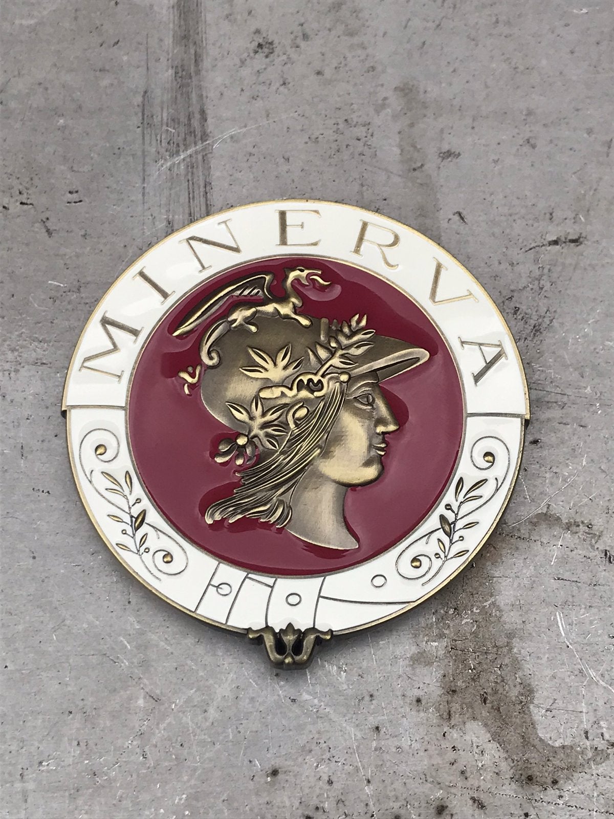 Minerva reclame badge emaille, Ophalen of Verzenden, Zo goed als nieuw, Reclamebord