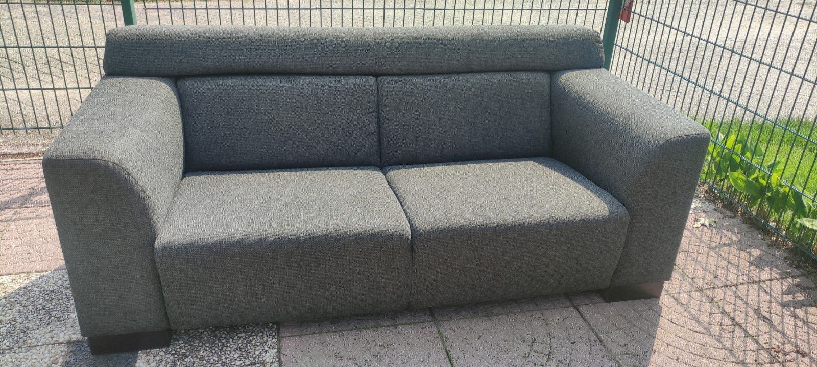 ZGAN 2,5 persoons designbank. Model: Montel Studio, Ophalen, 150 tot 200 cm, Tweepersoons, 75 tot 100 cm