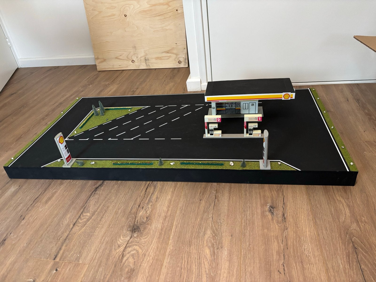 Diorama Shell tankstation schaal 1:50, Ophalen, Gebruikt, 1:35 tot 1:50, Diorama