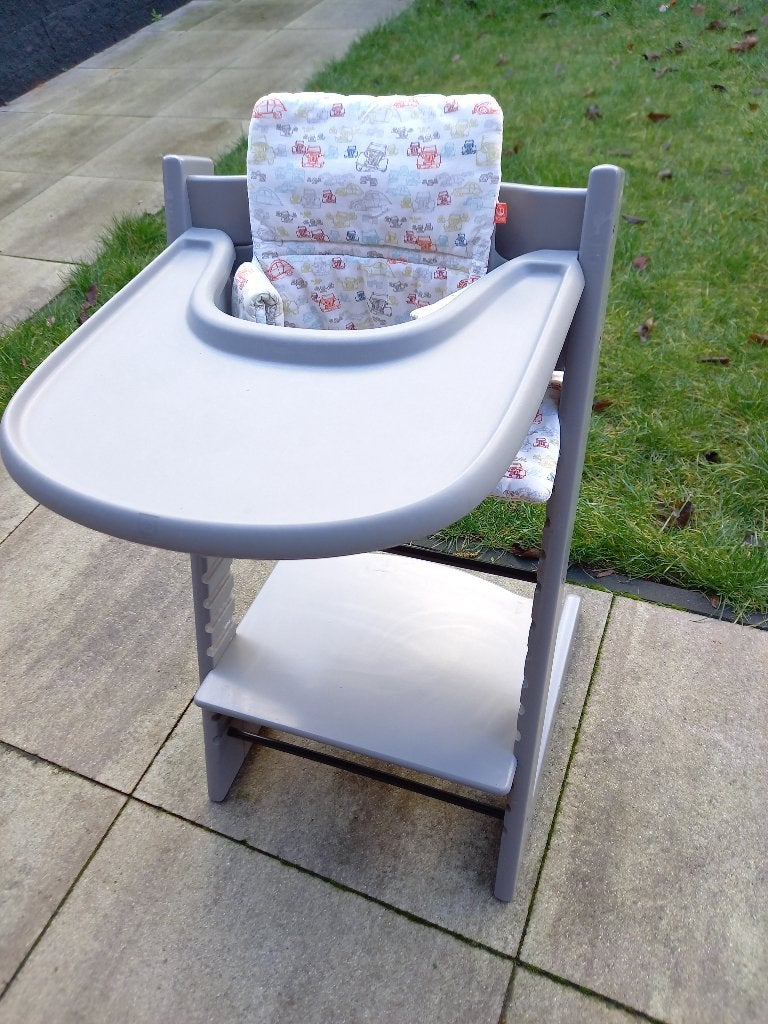 Stokke Tripp Trapp stoel, met tafelblad en babyset, Ophalen, Gebruikt, Meegroeistoel, Afneembaar eetblad