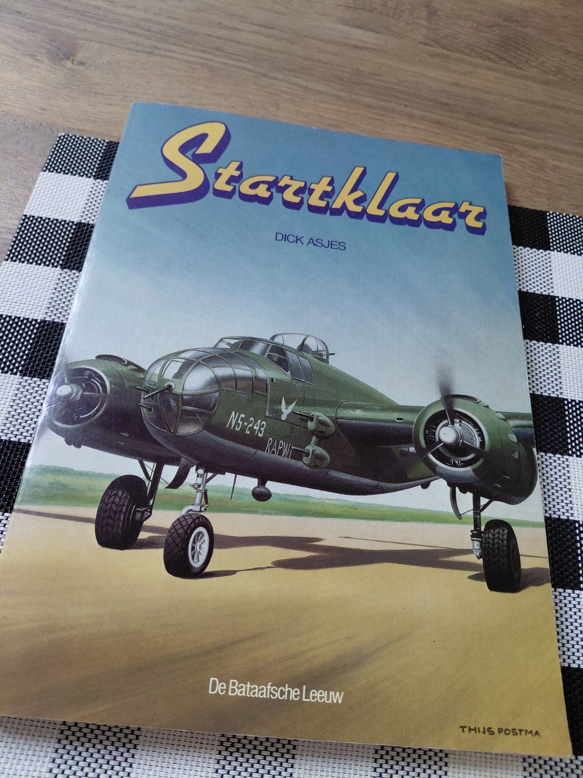dick asjes startklaar, Boeken, Oorlog en Militair, Ophalen of Verzenden, Tweede Wereldoorlog, Gelezen, Dick asjes