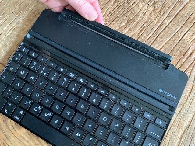 ***Logitech*** toetsenbord, Gebruikt, Ophalen of Verzenden, Draadloos, Qwerty
