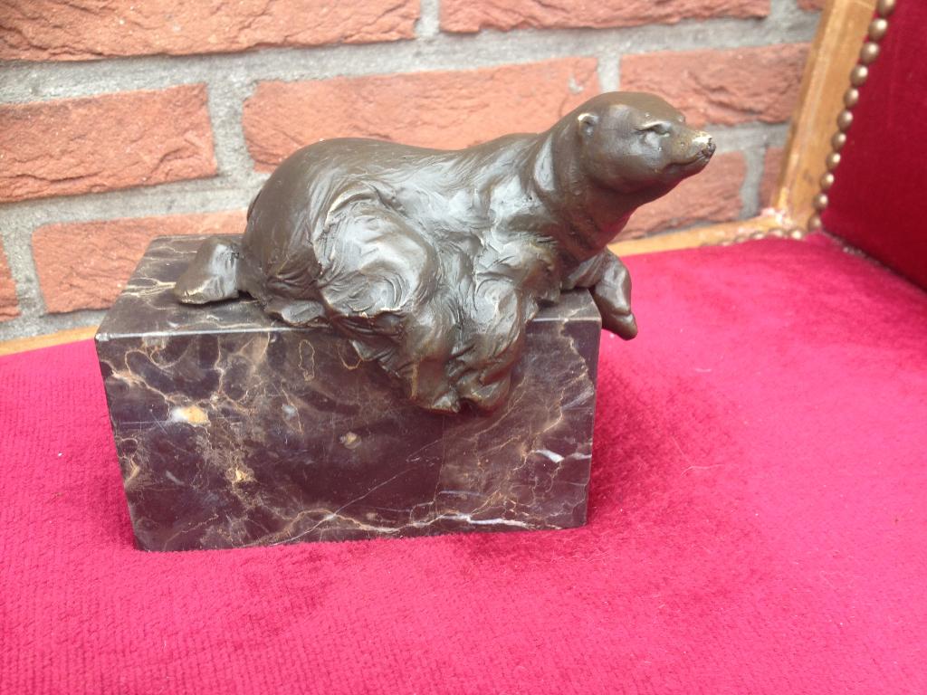 mooi bronzen beeldje, rustende beer, Ophalen of Verzenden