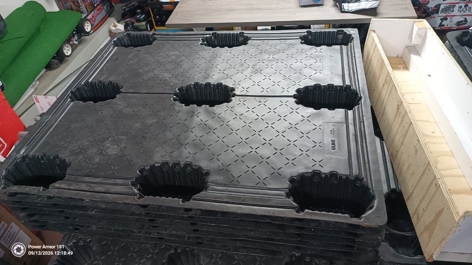Kunststof Pallets en Palletdelen (ca. 20 stuks) - 102,5x121, Caravans en Kamperen, Ophalen, Gebruikt