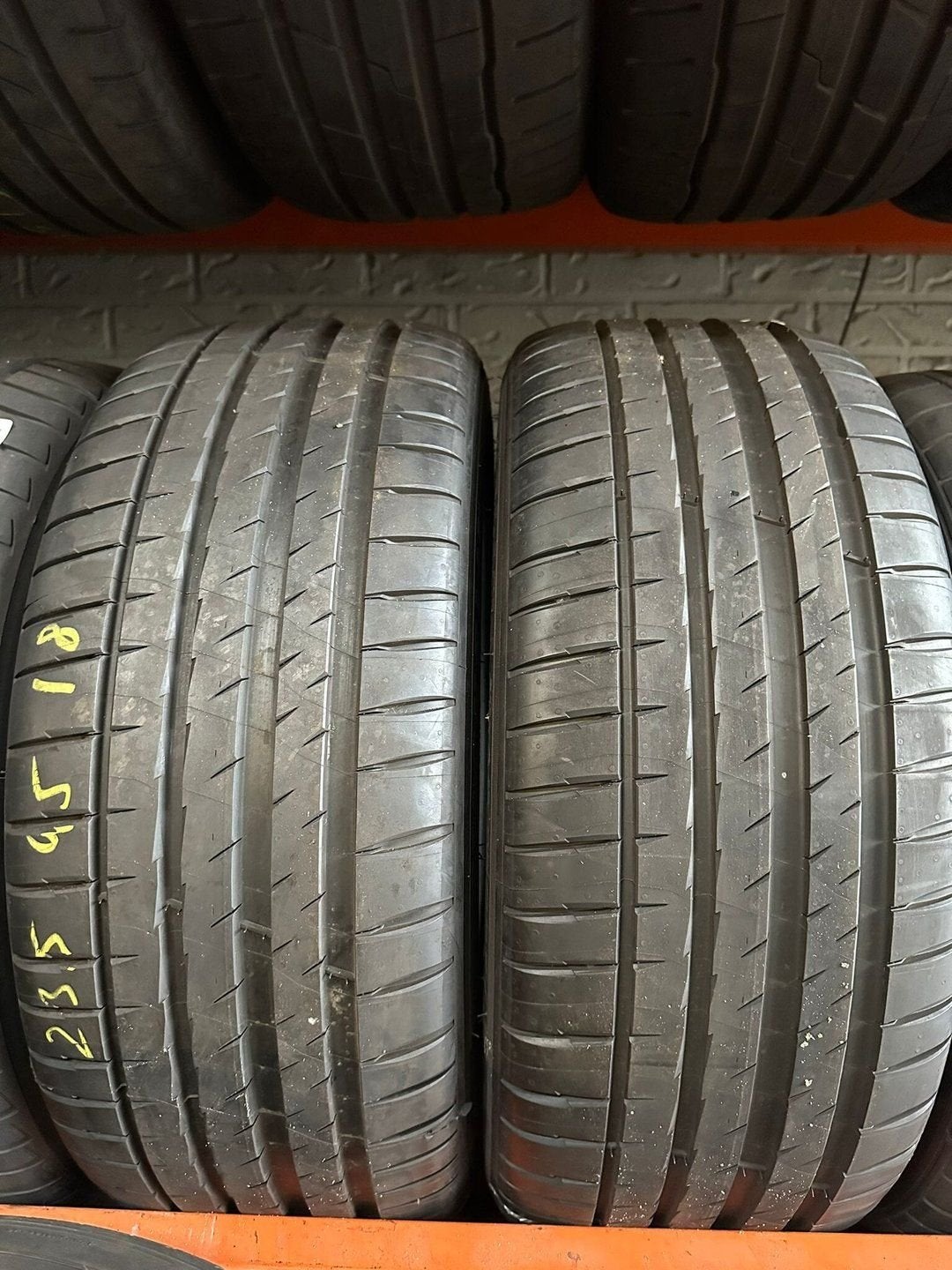 DEMO Michelin PilotSport 4 235/45 R 18 - 235 45 18 banden zo, Auto-onderdelen, Banden en Velgen, 18 inch, Gebruikt, -, -
