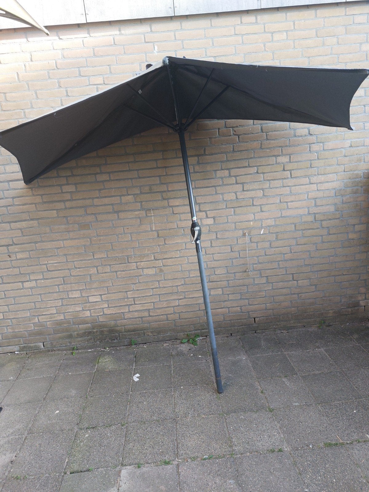 Nog nette vierkante parasol met parasolvoet., Tuin en Terras, Ophalen, Gebruikt, Zweefparasol