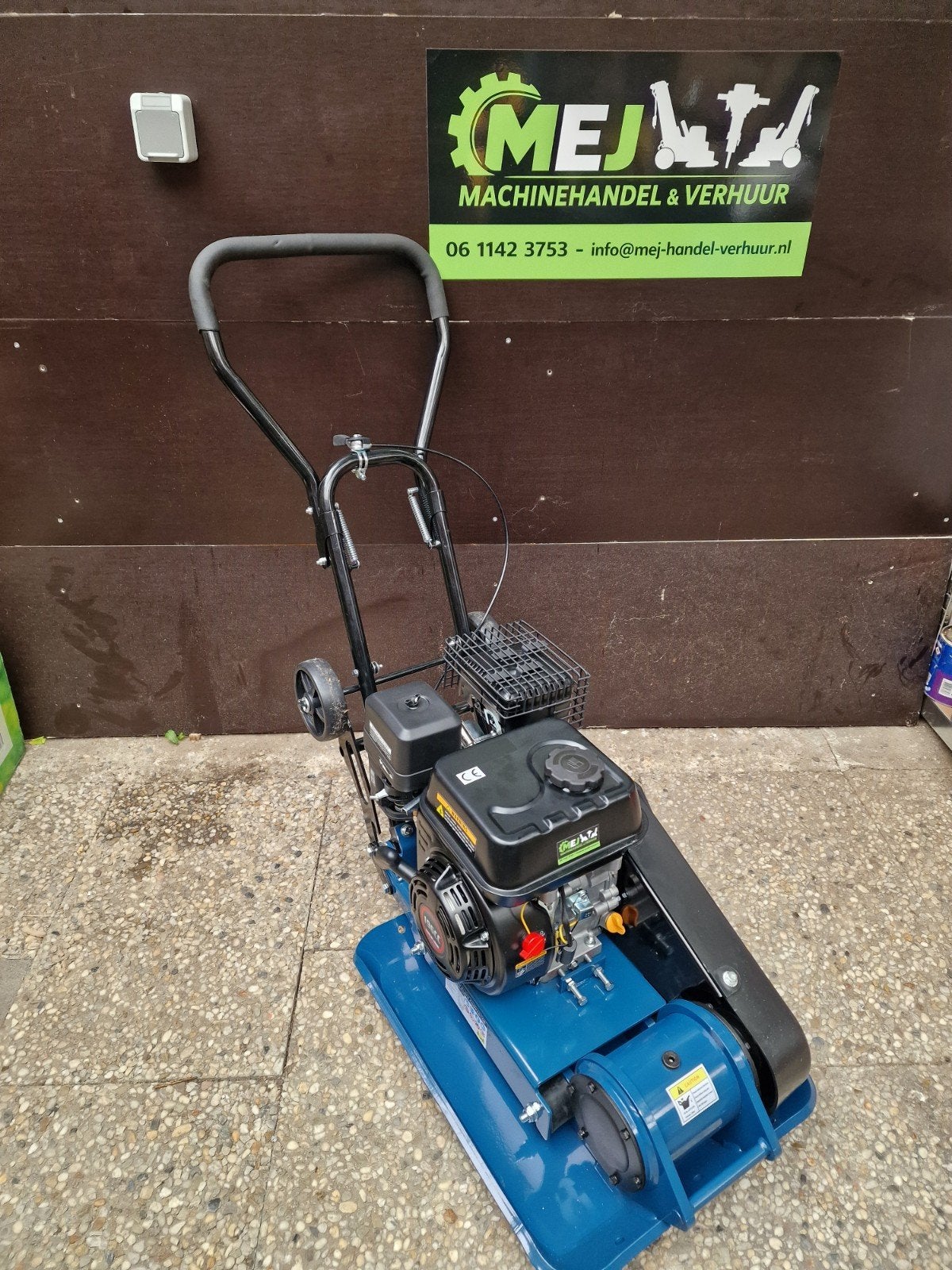 TE HUUR Trilplaat, Ophalen, ., ., .