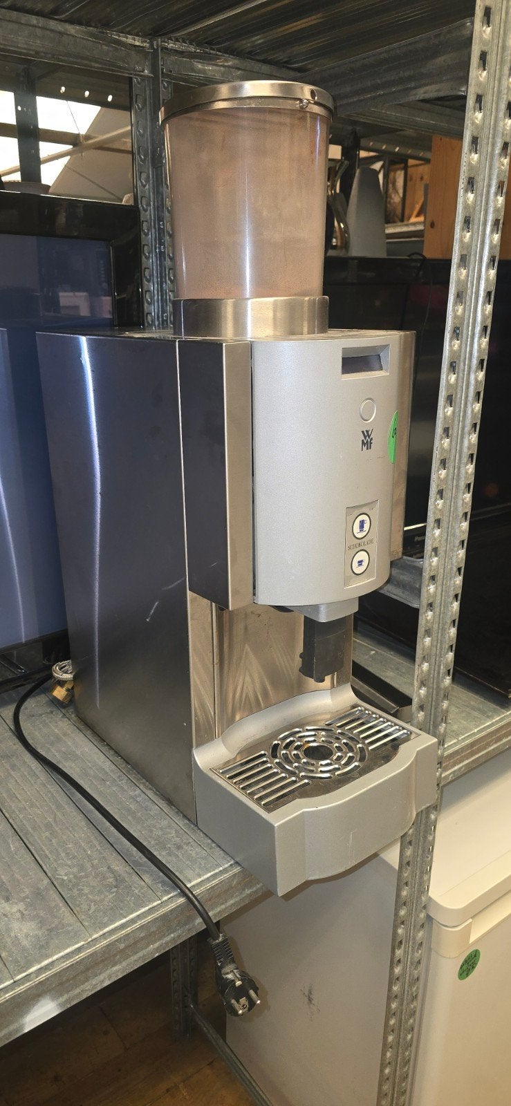 WMF Chocolademachine, Ophalen