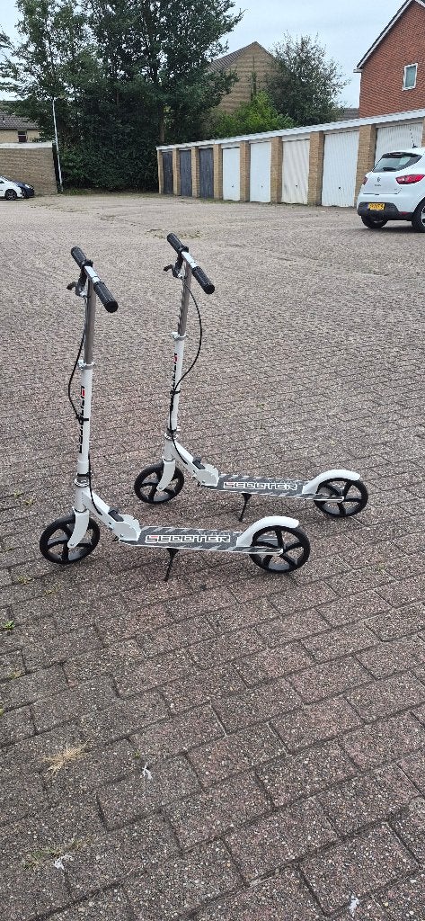 2 opvouwbare steps. Makkelijk mee te nemen. Tot 100 kilo., Ophalen of Verzenden, Nieuw, Gewone step