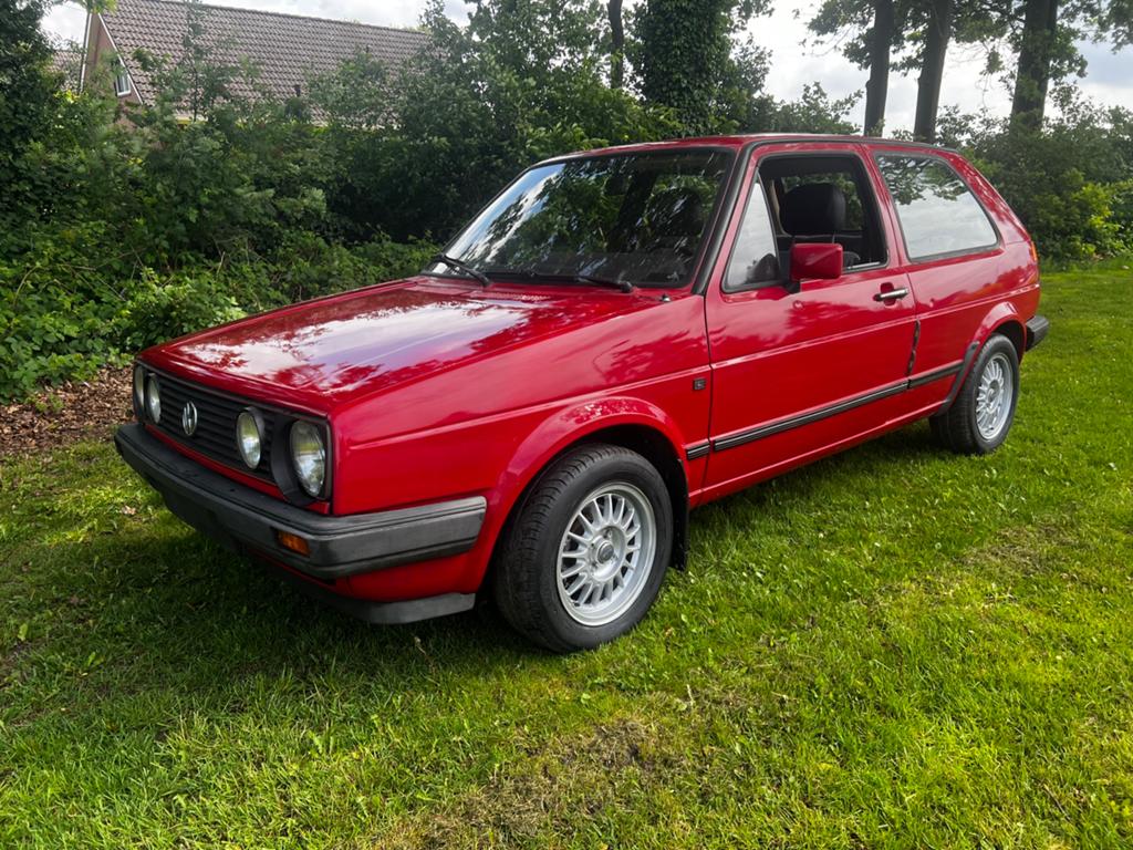 Volkswagen golf 1.6 diesel bj 03-1986 belasting vrij, Auto's, Oldtimers, Particulier, Te koop, Handgeschakeld, Diesel