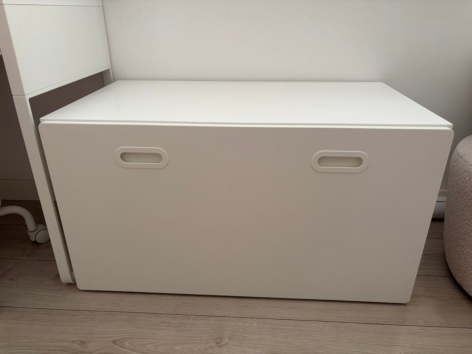 Ikea smastad speelgoedkist met bank, Kast, 50 tot 70 cm, Zo goed als nieuw, 75 tot 100 cm