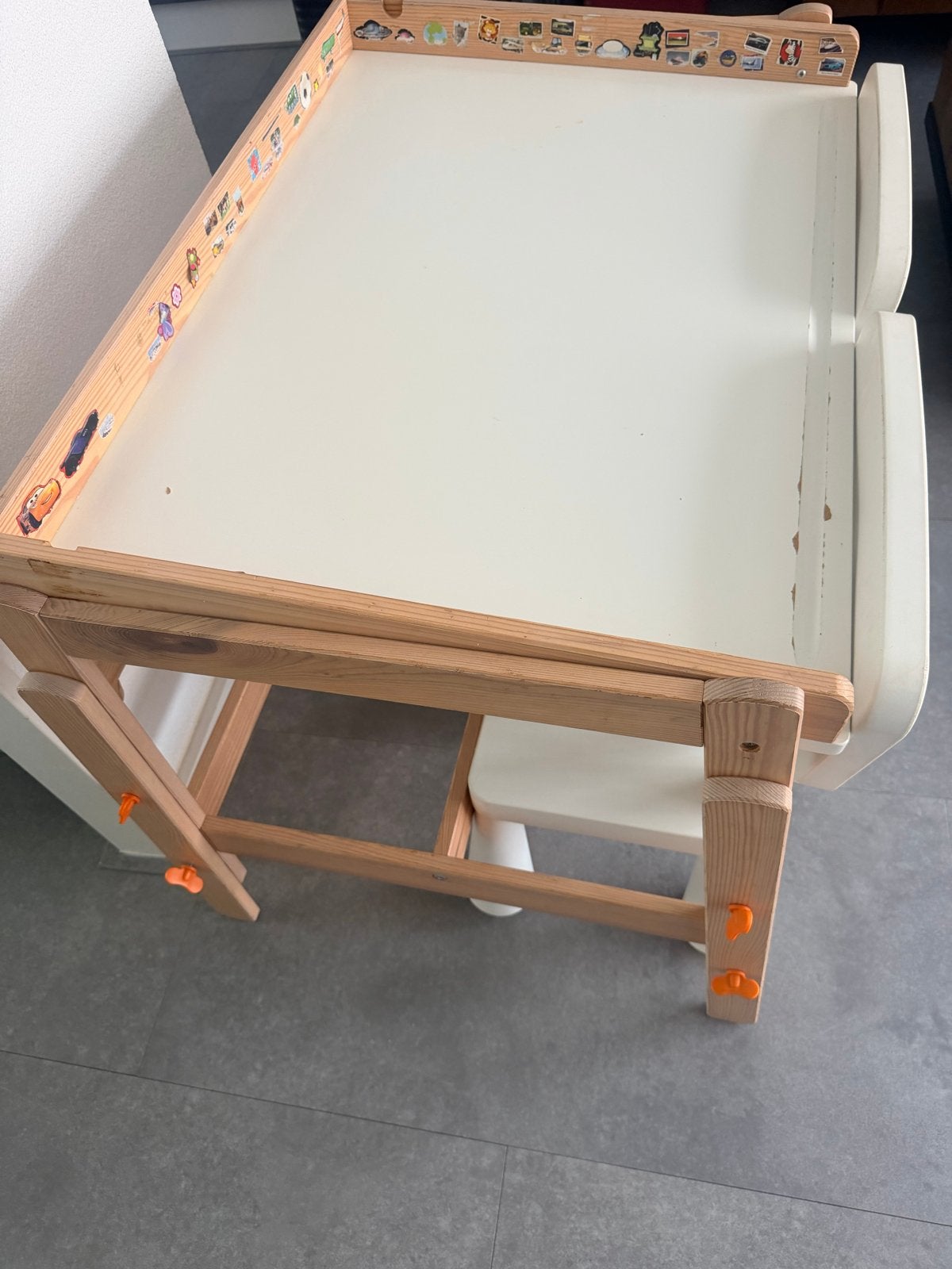 Ikea Flisat Kinderbureau - In Hoogte Verstelbaar, Ophalen, Gebruikt, Tafel(s)