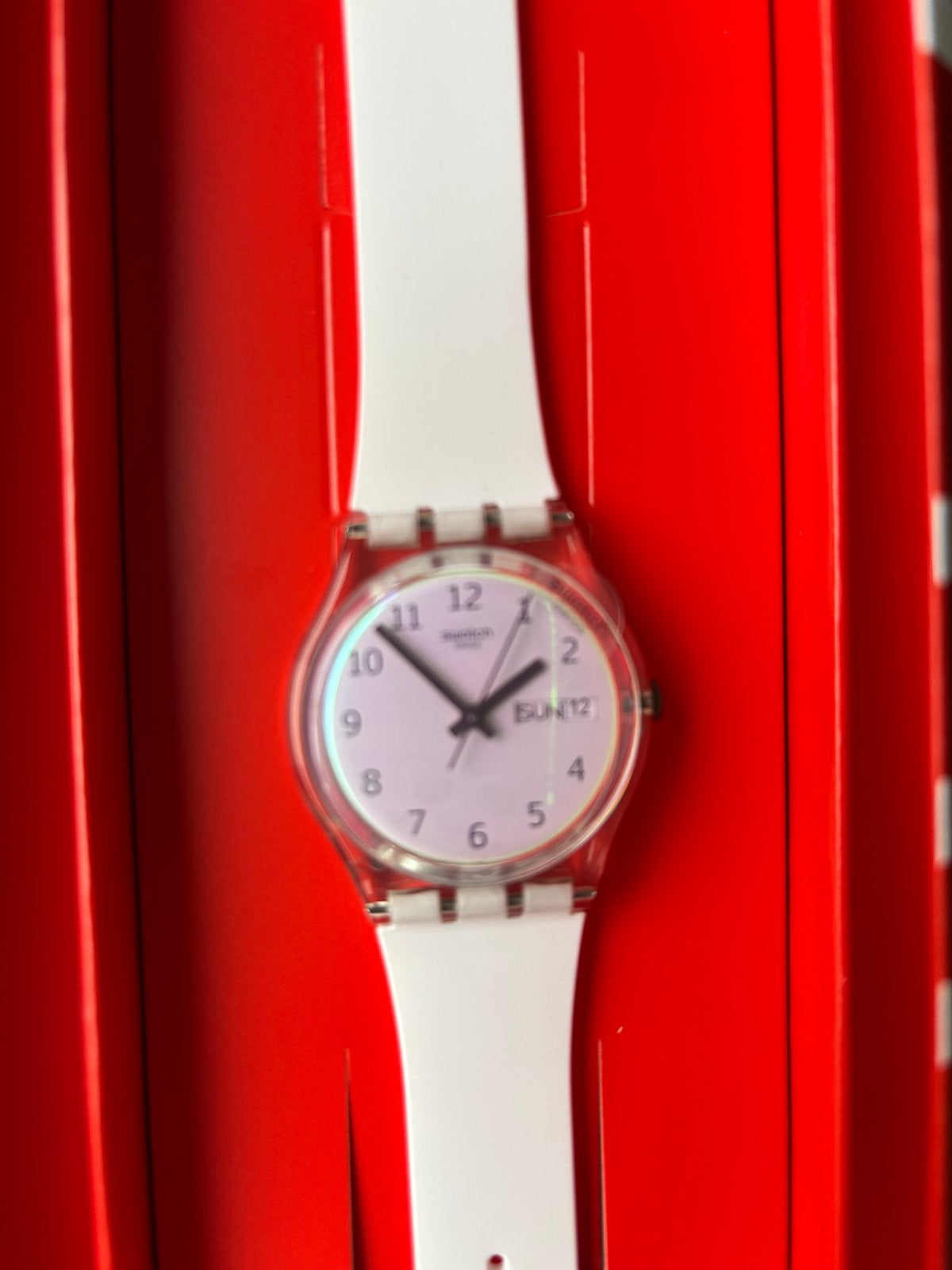 Mooi parelmoer wit Swatch horloge, Kunststof, Polshorloge, Swatch, Nieuw