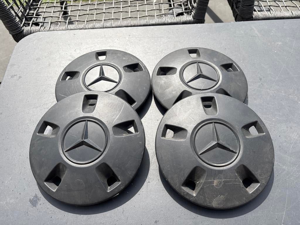 Wieldoppen 17 inch Mercedes Vito W447 (set van 4), Ophalen of Verzenden, Gebruikt