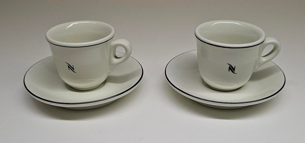 Nespresso kopjes (espresso)., Ophalen of Verzenden, Zo goed als nieuw, Porselein, Kop en/of schotel