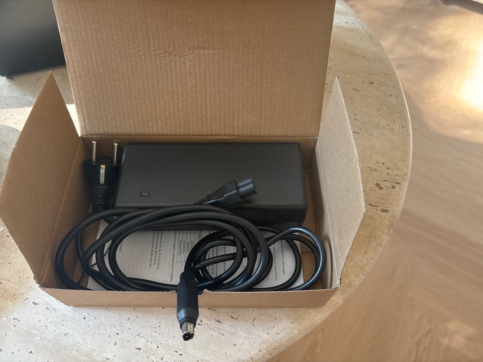 Amslod Phylion Li-ion acculader voor elektrische fiets, Ophalen of Verzenden, Nieuw