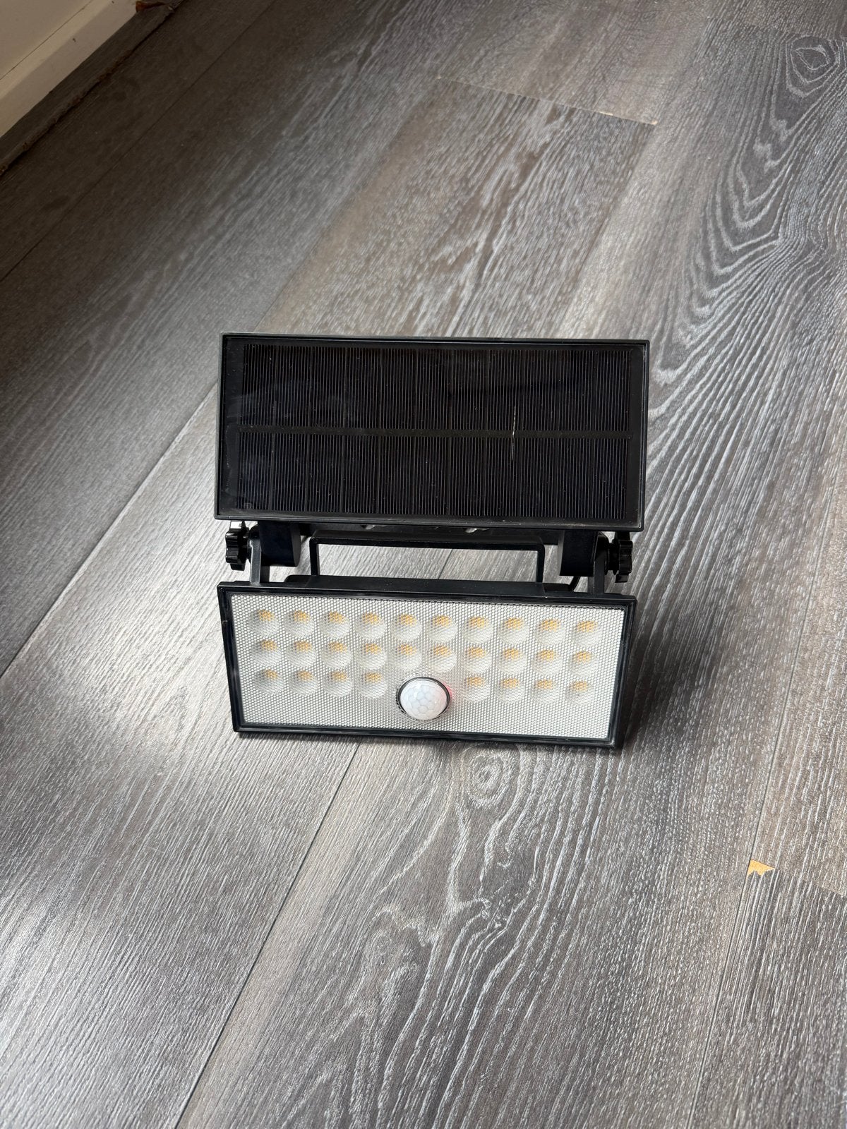 Sensorlamp op zonne-energie met bewegingssensor, Tuin en Terras, Zonne-energie, Wandlamp, Nieuw, Ophalen of Verzenden