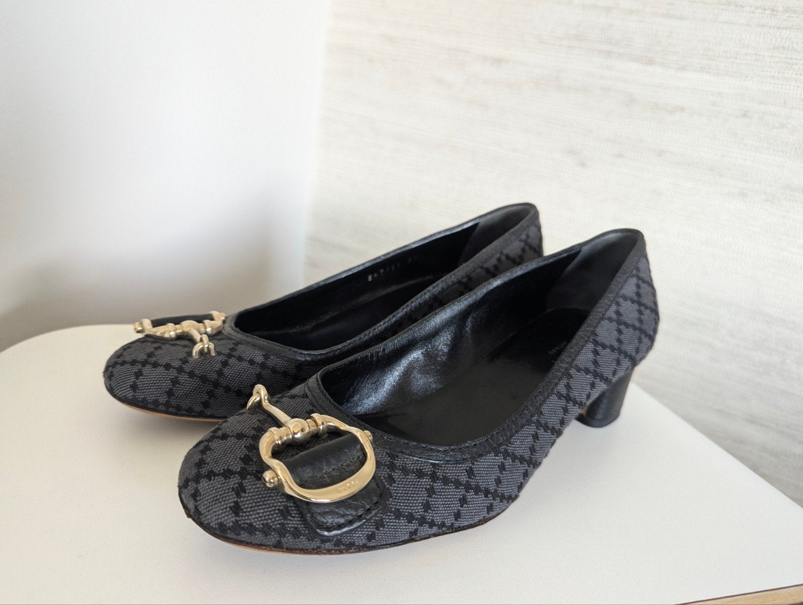 Vintage Gucci Horsebit Pumps – Diamante Canvas – Maat 37, Ophalen of Verzenden, Zo goed als nieuw