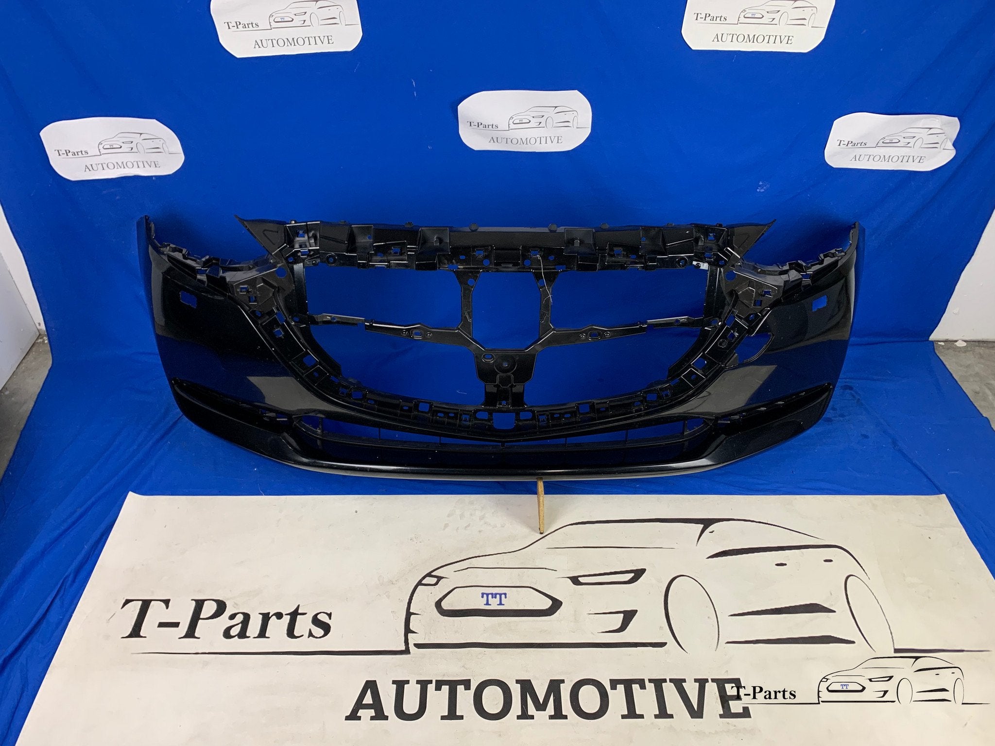 Mazda 2 facelift voorbumper origineel 2018+ bumper, Info@fabrikant.eu, Voor, Ophalen of Verzenden, Mazda