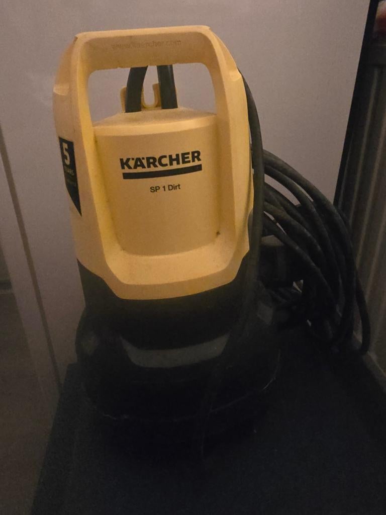 Kärcher SP 1 Dirt Dompelpomp - Zo goed als nieuw, Tuin en Terras, Waterpompen, Ophalen of Verzenden
