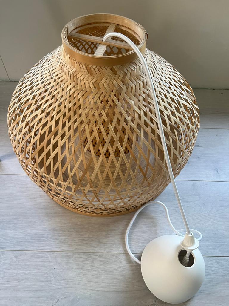 IKEA MISTERHULT hanglamp - bamboe, goede staat, Bamboo handmade, Ophalen of Verzenden, Zo goed als nieuw, Minder dan 50 cm
