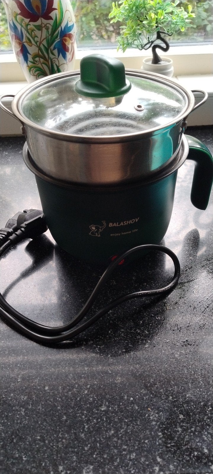 Compacte elektrische kookpan met stoomfunctie, 1 tot 2 liter, Ophalen of Verzenden, Nieuw, Uitneembare binnenpan