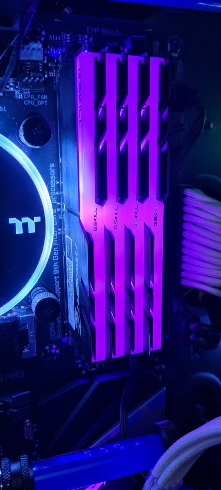 Gskill Trident Z 32 ddr 4 4000 mhz. set, Computers en Software, RAM geheugen, Ophalen of Verzenden, DDR4, Desktop, 32 GB