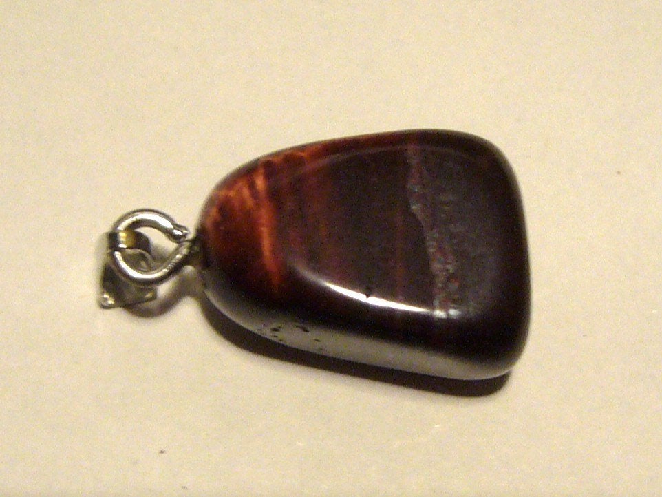 tijgeroog hanger mineraal edelsteen hangertje tijger oog eye, Gebruikt, Bruin, Ophalen of Verzenden, Steen of Mineraal