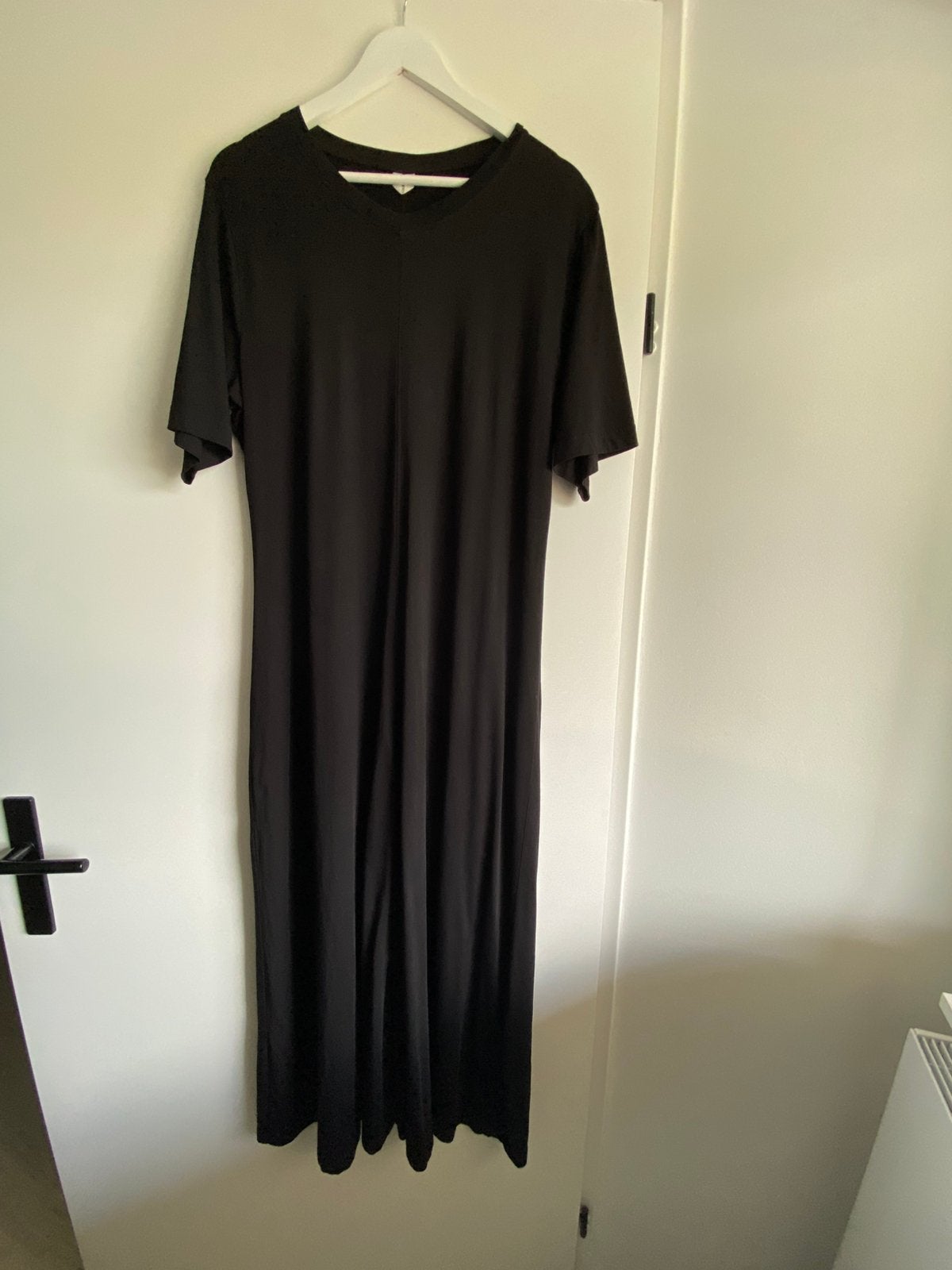 ARKET LANGE JURK A-lijn Zwart L, Kleding | Dames, Maat 42/44 (L), Ophalen of Verzenden, Zo goed als nieuw, Onder de knie