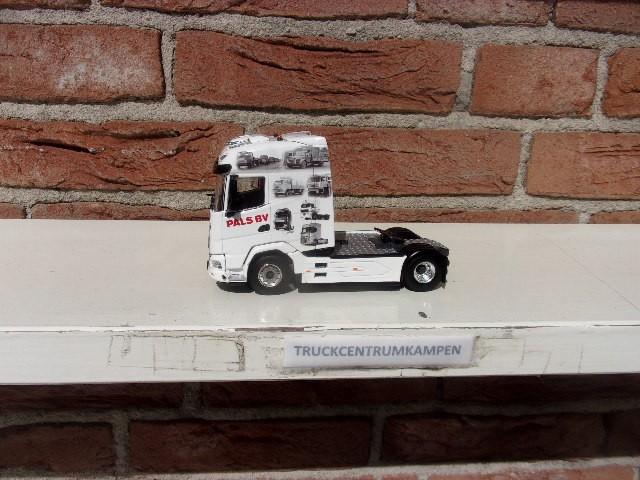 WSI  Daf  XG  4 x 2  van  Pals  uit  Vaassen.