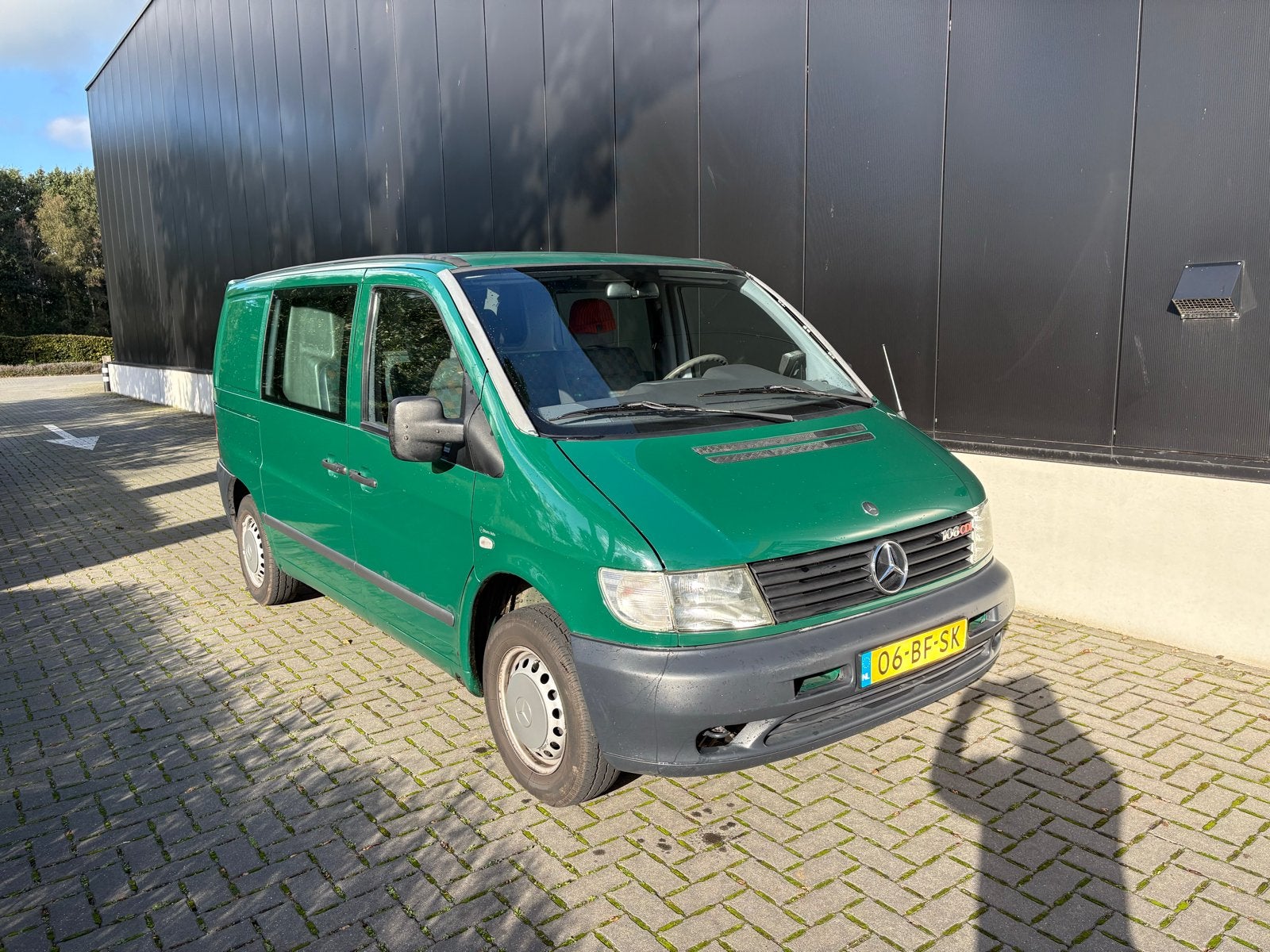 Mercedes-Benz Vito 2.1 108 CDI DC 2002, Dealer onderhouden, 4 cilinders, 2000 kg, Grijs