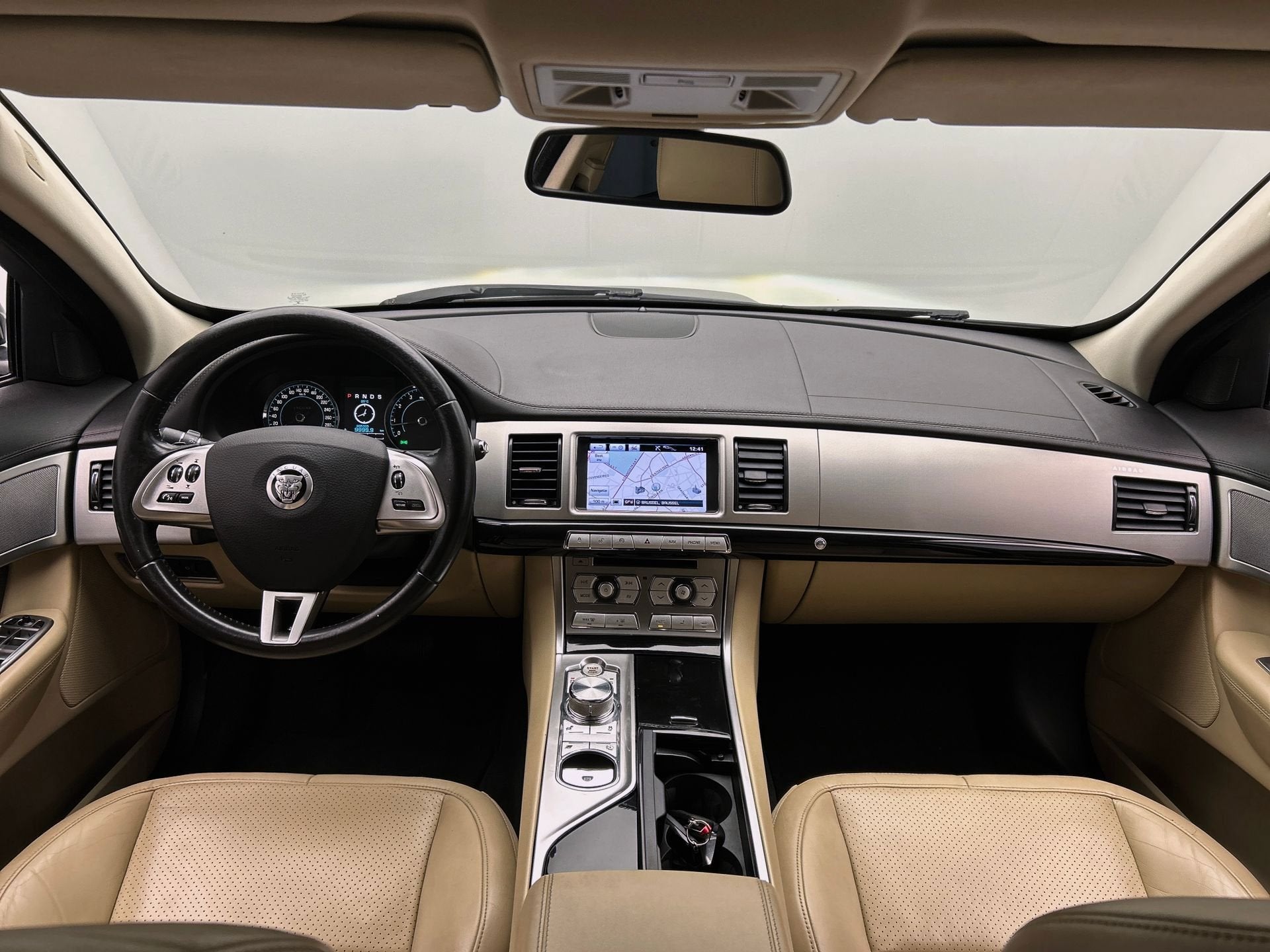 Jaguar XF 3.0 V6 AWD Premium Business Edition 340PK |Leder |, Auto's, Jaguar, Automaat, Euro 5, Beige, 2995 cc