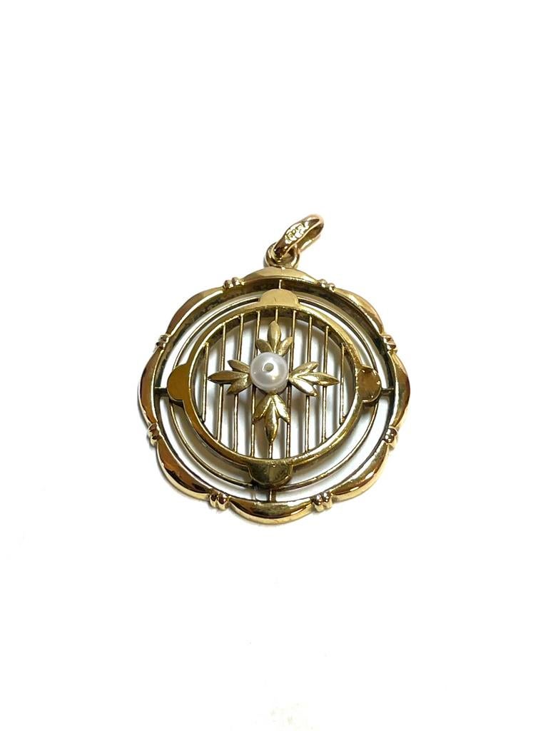 14k gouden hanger met een parel, Overige voorstellingen, -, -, Ophalen of Verzenden