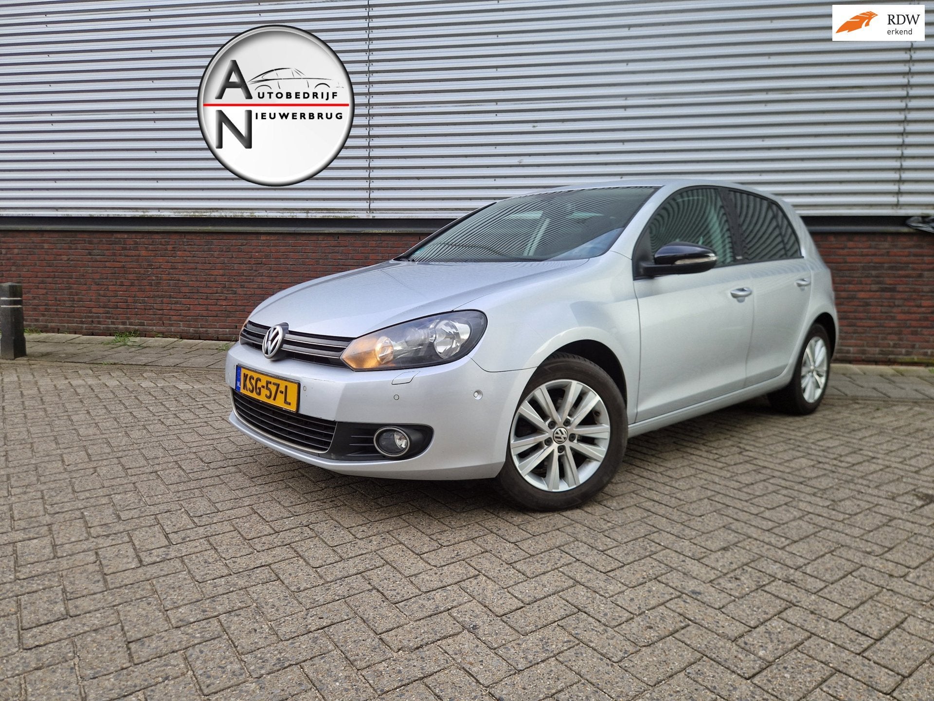 Volkswagen GOLF 1.2 TSI Style BlueMotion cruisecontrol NWE A, Auto's, Euro 5, Gebruikt, Zwart, 4 cilinders